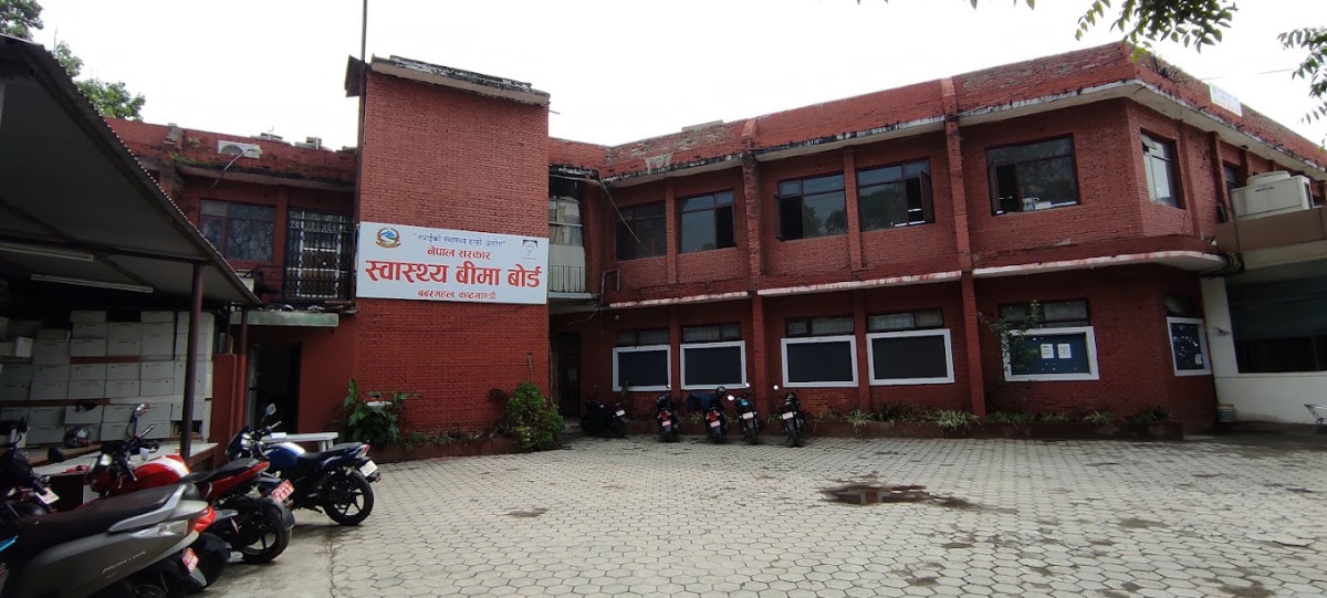 प्रथम सेवा बिन्दु तोकिएका जुनसुकै अस्पतालबाट सेवा लिन सकिने स्वास्थ्य बिमा बोर्डको निर्णय