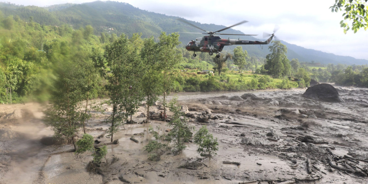 रसुवाको भोटेकोसी नदीमा आएको बाढीमा फसेका ५७ जनाको उद्धार