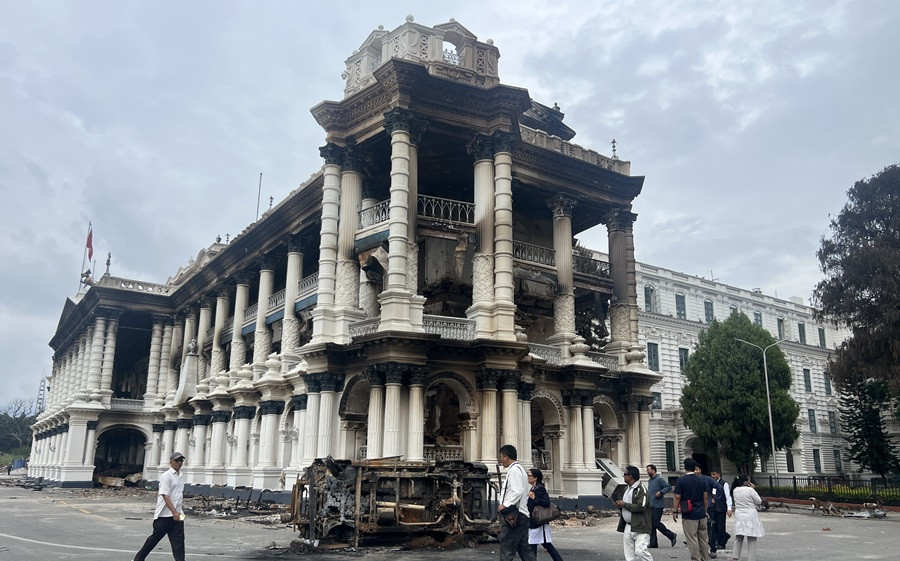 सार्वजनिक खर्चमा भारी मितव्ययिता ल्याइने, २० प्रतिशत कर्मचारी दरबन्दी कटौती गरिने