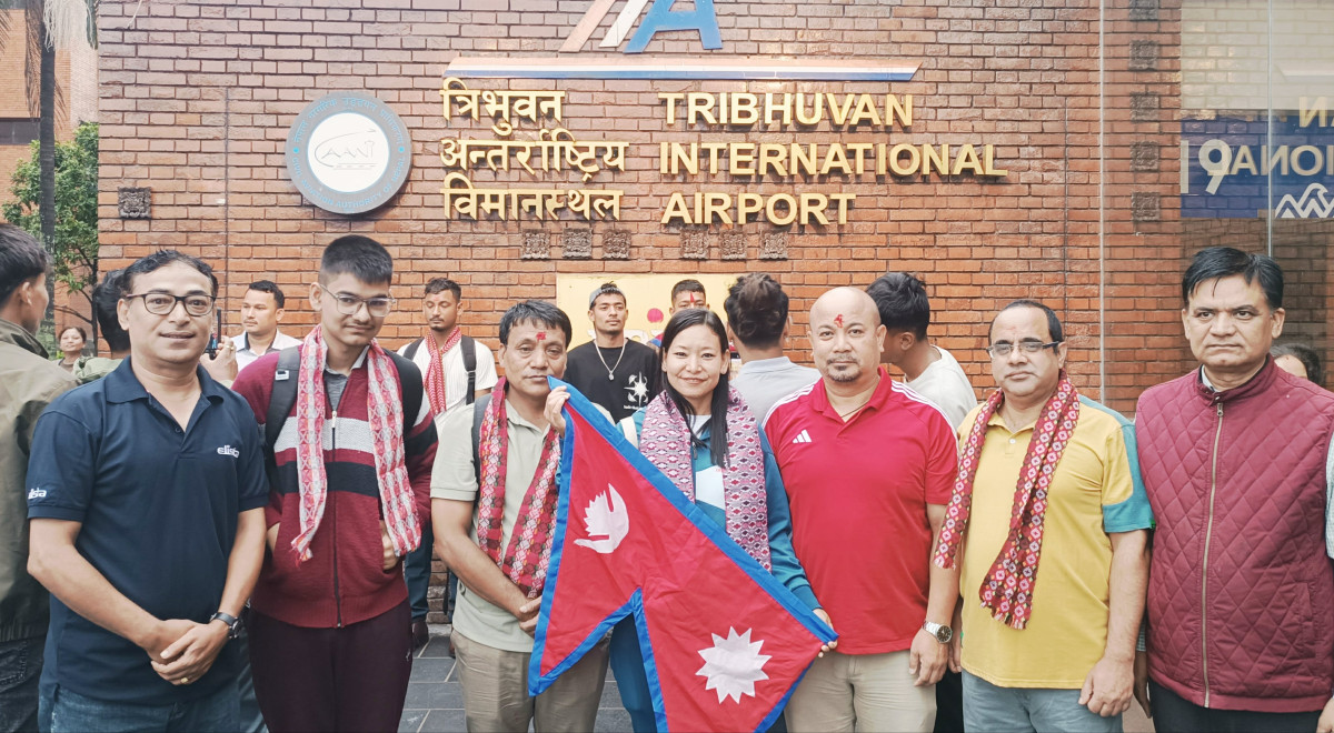 अन्तर्राष्ट्रिय चेसमा सहभागी हुन नेपाली टोली रुस प्रस्थान