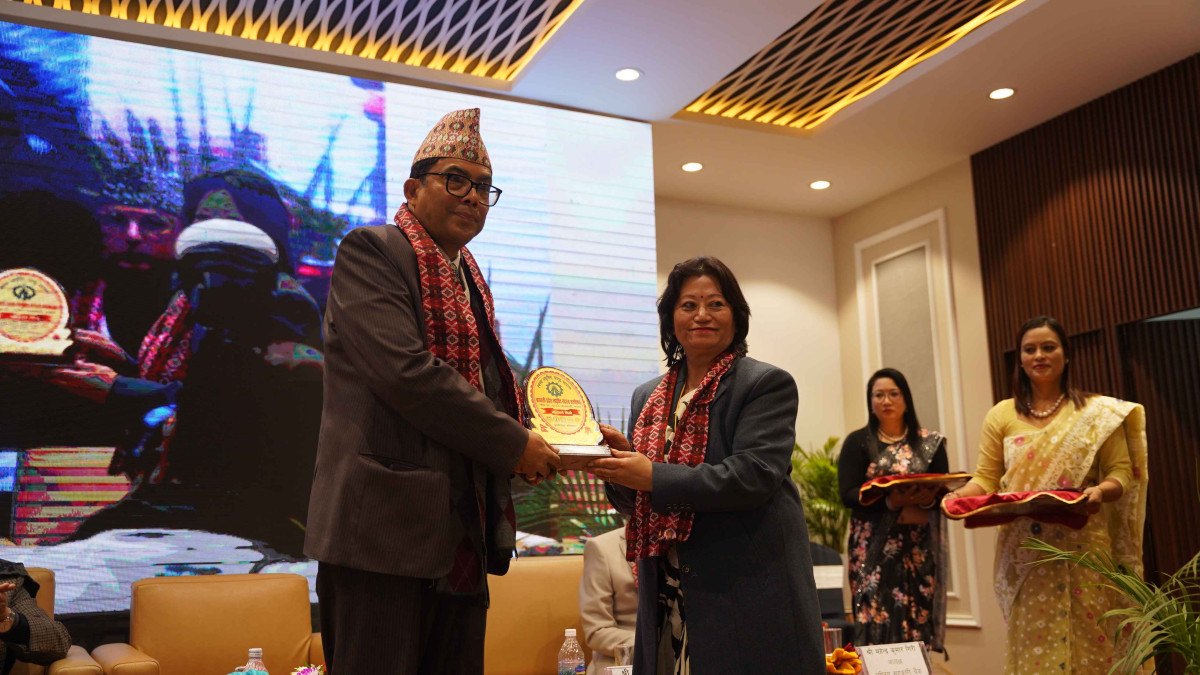 लघुवित्तहरुले कार्यक्रम र कार्यशैली परिमार्जन गर्नुपर्छ : योजना आयोग उपाध्यक्ष श्रेष्ठ
