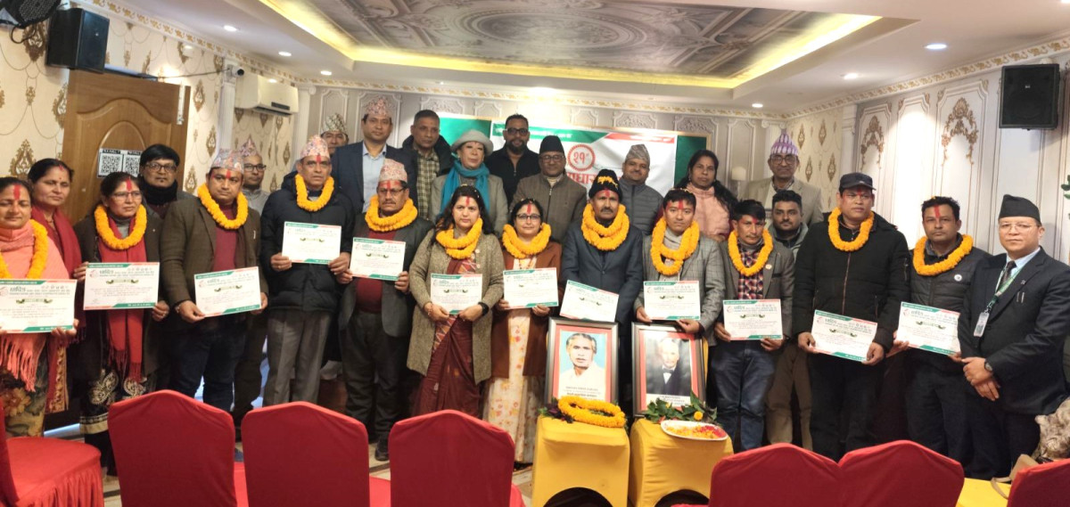 धादिङ बचत संघको अध्यक्षमा सीता दुवाडी