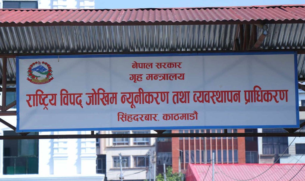 रसुवा बाढी पुनर्निर्माणमा  ७ खर्ब २३ अर्ब रुपैयाँ लाग्ने, २ हजार २७ परिवारलाई अस्थायी आवास आवश्यक